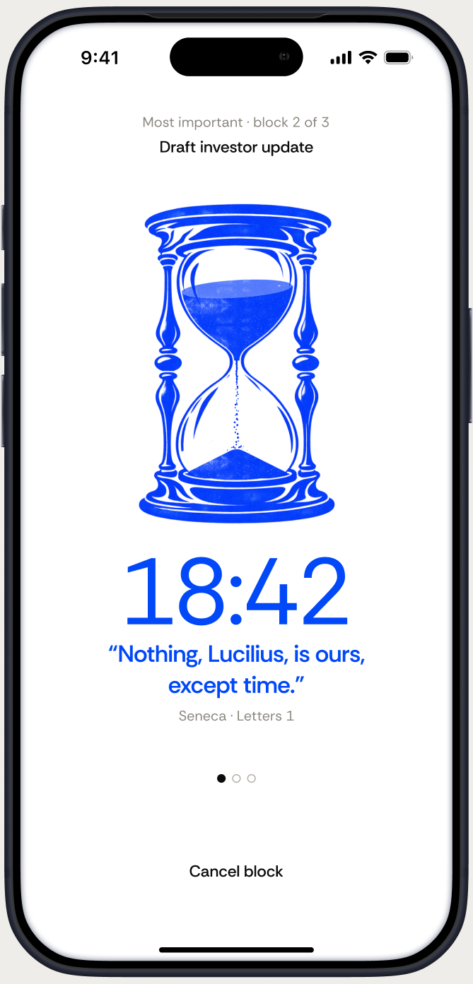 Focus: an hourglass running out in the logo blue, 18:42 left on Draft investor update, and a line from Seneca.